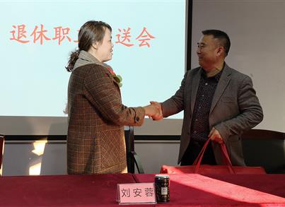 香港金钥匙资料